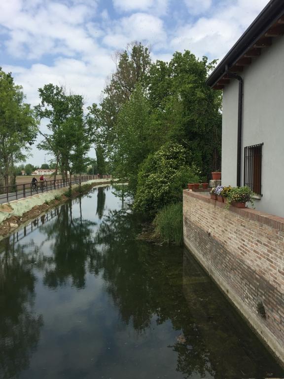 Agriturismo Corte San Girolamo Mantova Exteriör bild