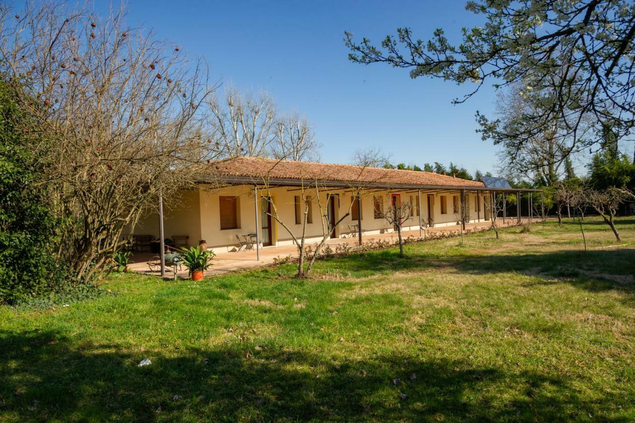 Agriturismo Corte San Girolamo Mantova Exteriör bild